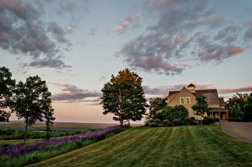 maine-wedding-venue-estate-house-11-maine-barn-wedding-venue